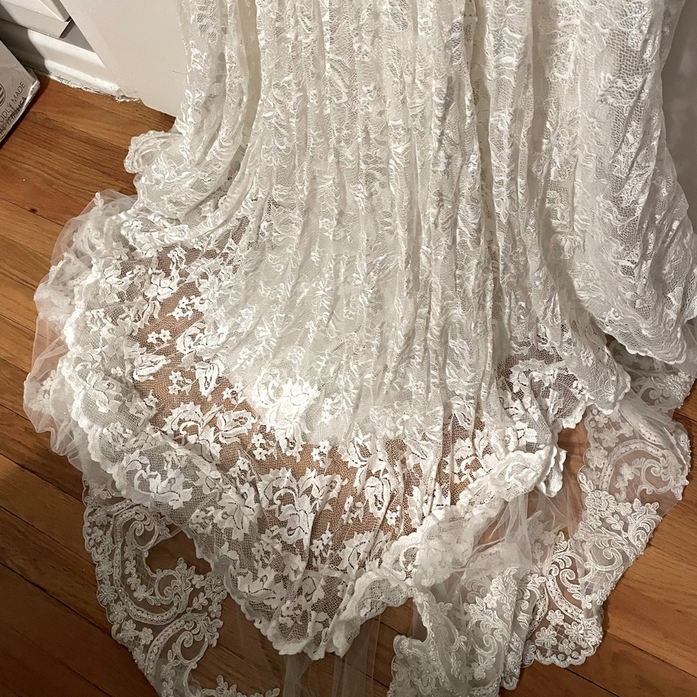 Olvis Olga Yermoloff Lace Mermaid Wedding Gown 4236 - Picture 16 of 16